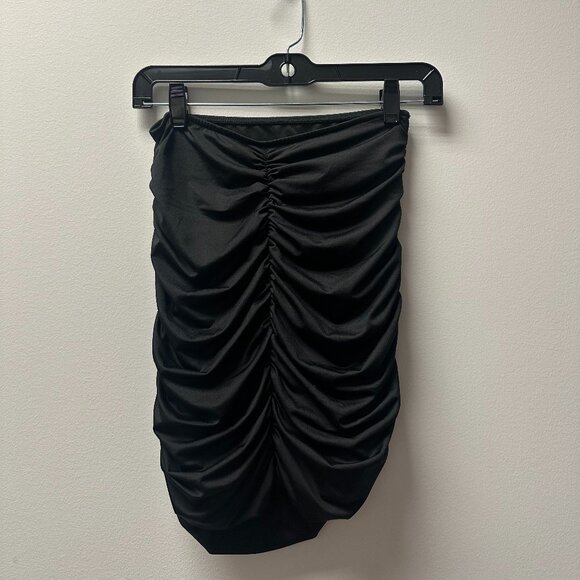 Black Ruched Mini Skirt - Picture 1 of 2
